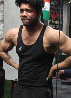 Aniket - Male escort in New Delhi Photo 4 of 5