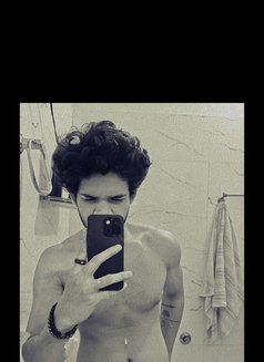 Aniket - Male escort in New Delhi Photo 5 of 5