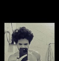 Aniket - Acompañantes masculino in New Delhi