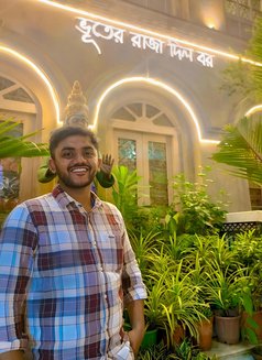Aniket Prasad - Male escort in Kolkata Photo 5 of 7