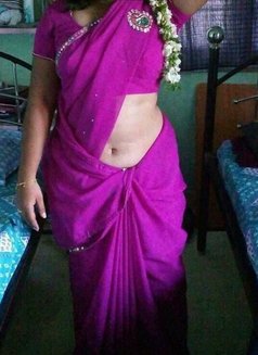 Anila Benny - escort in Kochi Photo 3 of 4