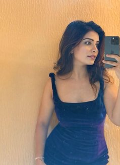 Anindita - escort in Kolkata Photo 7 of 9