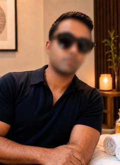 Aniq - Male escort in Bangalore Photo 1 of 2