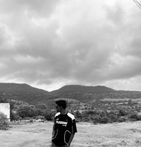 Anirudh Gaikwad - Acompañantes masculino in Pune