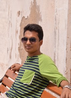 Anirudh - Acompañantes masculino in Chennai Photo 1 of 1