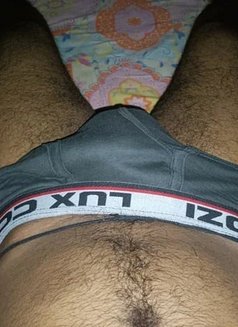 Anis - Intérprete masculino de adultos in Kolkata Photo 3 of 4