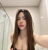 Anisa - puta in Jakarta Photo 1 of 8