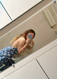 Anisa - escort in Jakarta Photo 1 of 3