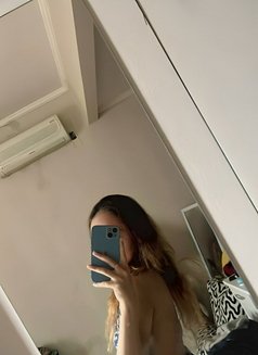 Anisa - escort in Jakarta Photo 2 of 3