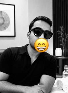 Anish - masseur in Dubai Photo 2 of 3