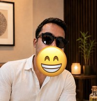 Anish - masseur in Dubai