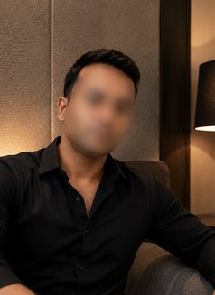 Anish - masseur in Dubai Photo 5 of 6
