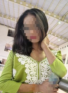 Anisha Guwahati - puta in Guwahati Photo 4 of 4