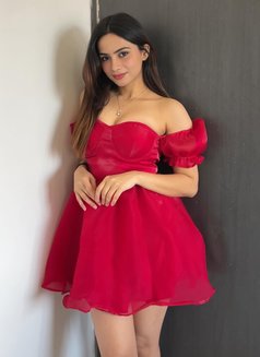 Anisha - escort in Dubai Photo 3 of 4