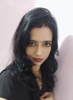 Anisha - escort in Mumbai Photo 1 of 3