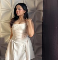 Anisha Indian - puta in Abu Dhabi