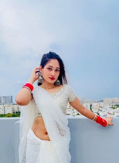 Anisha Khan - puta in Hyderabad Photo 11 of 16