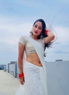 Anisha Khan - puta in Hyderabad Photo 12 of 16
