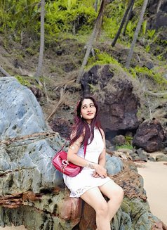 Anisha Khan - escort in Hyderabad Photo 14 of 18