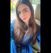 Anisha Tanwani - Transsexual companion in Mumbai Photo 9 of 9