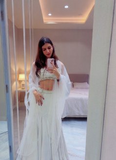 Anisha Tanwani - Transsexual companion in Mumbai Photo 10 of 10