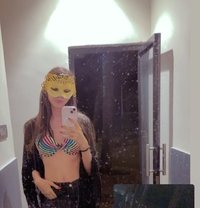 Anisha Tanwani - Transsexual companion in Mumbai