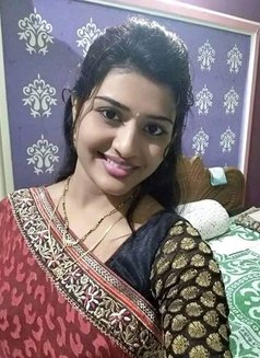 Anisha Vip Escort Service - escort in Hyderabad Photo 1 of 2
