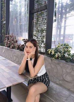 Anissa - puta in Bali Photo 4 of 6