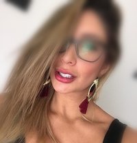 Anita - escort in Malta