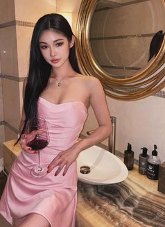 Anita CLASS A ESCORT - masseuse in Tokyo Photo 4 of 8