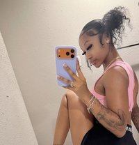 Anita - escort in Muscat