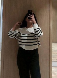 Anita - escort in Gurgaon Photo 2 of 3