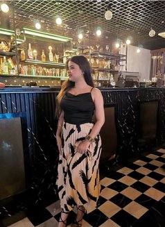 Anita - puta in Mumbai Photo 3 of 3