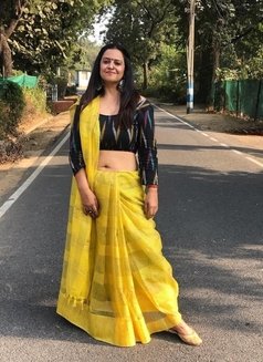 Anita - escort in Bangalore Photo 4 of 5