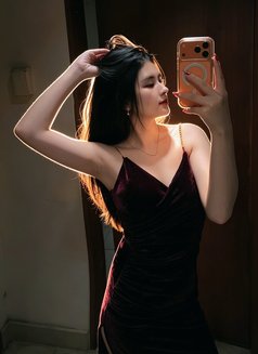 Anita - escort in Jakarta Photo 1 of 3