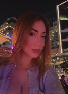 Anita - escort in Dubai Photo 2 of 6