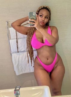 Anita - escort in Gurgaon Photo 2 of 2