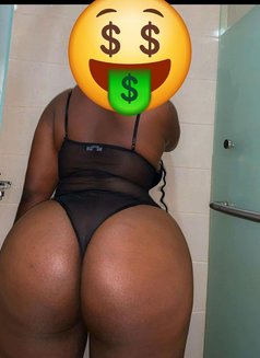 Anita - escort in Nairobi Photo 1 of 2