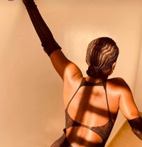 ANITA SEXY KASARANI ICIPE PETITE BABE(In - puta in Nairobi