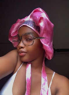 Anita - puta in Al Manama Photo 4 of 4