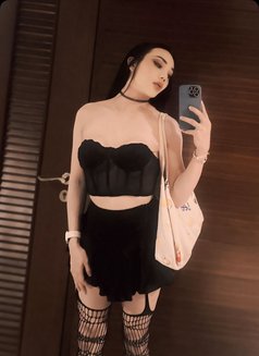 Anita - masseuse in Muscat Photo 15 of 18