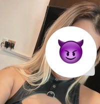 Anita - escort in Muscat
