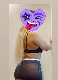 Anita - escort in Muscat Photo 6 of 6