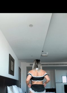 Anita - puta in Muscat Photo 7 of 11