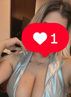 Anita - escort in Muscat Photo 9 of 14