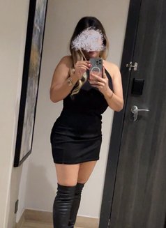 Anita - escort in Muscat Photo 7 of 11