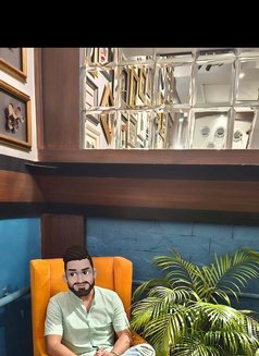 Anixxx - masseur in Kolkata Photo 1 of 5