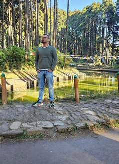 Anixxx - Male escort in Kolkata Photo 6 of 6