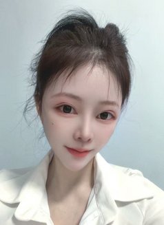 Anja - escort in Guangzhou Photo 3 of 3