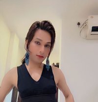 Anjal Rose - Transsexual dominatrix in Indore